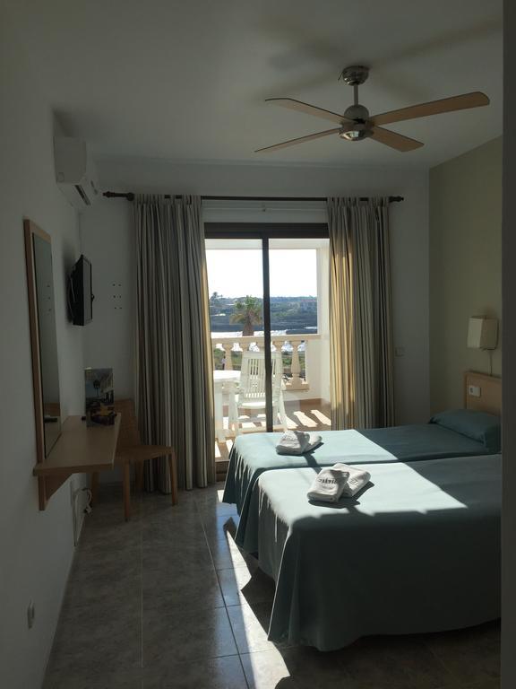 Hostal Sa Prensa Ciutadella  Værelse billede